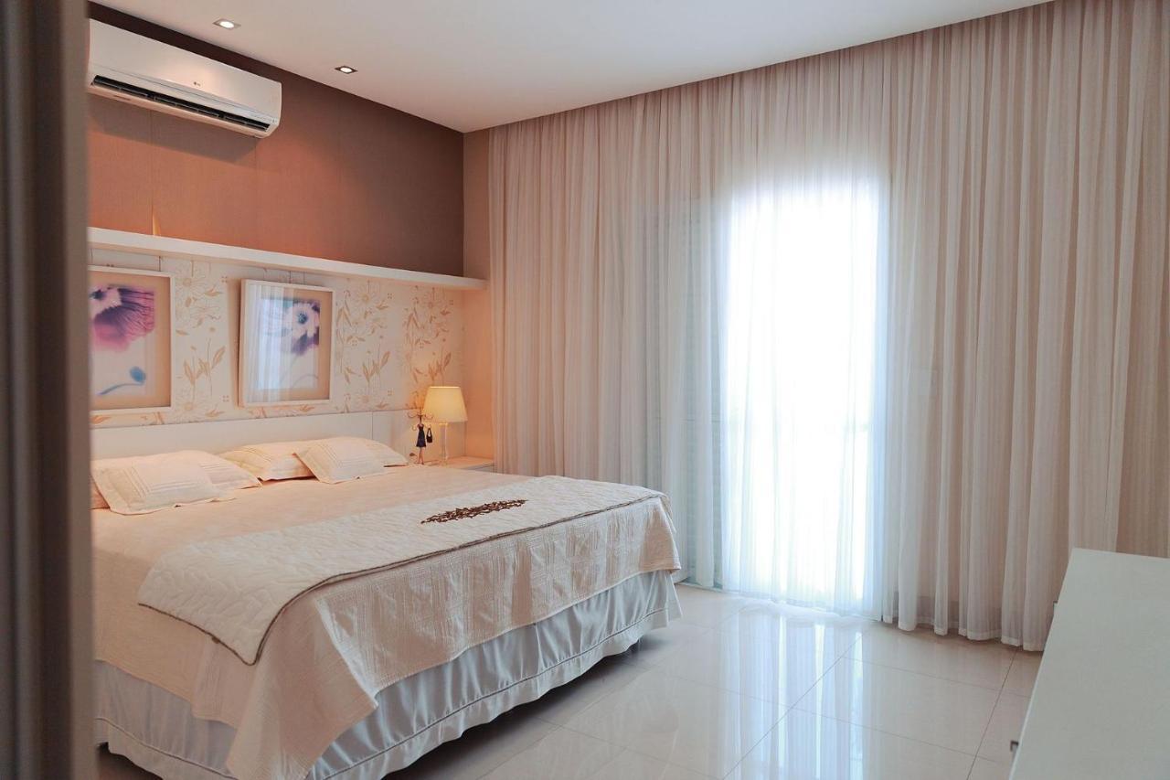 Apartamento em Ubatuba Alto Padrão com 3 suítes, salas 3 ambientes todos com ar e Wi-Fi! Exterior foto